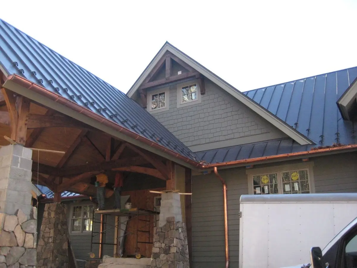 Craftsman Roofing team delivering quality roofing work in Moon Park